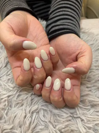 ネイル 伊藤 いちごのネイルデザイン