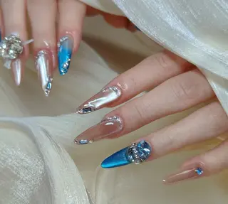 ネイル Pure&Rich Nailのネイルデザイン