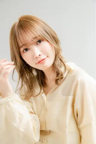 ミディアム 縮毛矯正 髪質改善 韓国風レイヤー 吉田のヘアスタイル