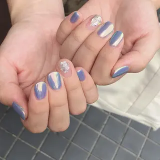 ネイル 中牟田 彩水のネイルデザイン