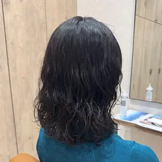 ミディアム パーマ 大人可愛いhair 🐾🩵HANAのヘアスタイル