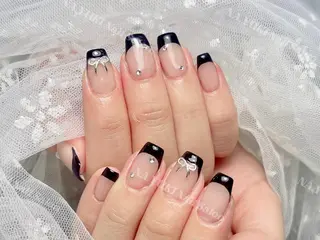 ネイル Queenie 🦋のネイルデザイン