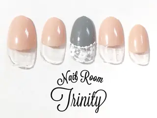 ネイル Trinity staffのネイルデザイン