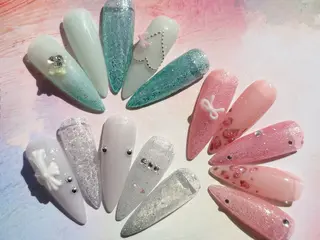ネイル Moon's🌙🪄 Shioriのネイルデザイン