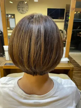 ショート 山木 裕子のヘアスタイル