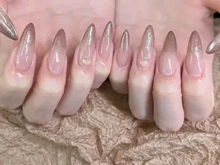 ネイル ToliyDeliy Nail Salonのネイルデザイン