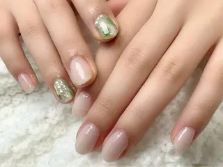 ネイル 新山 聖のネイルデザイン