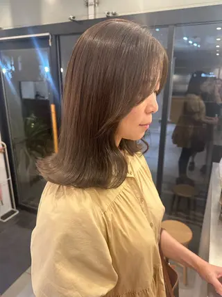 ミディアム カラー 杉本 沙羅のヘアスタイル