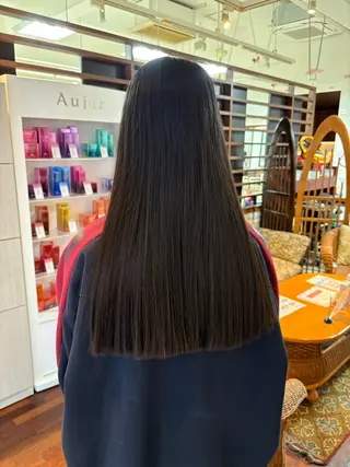 ロング 熊田 秀佳　川口店のヘアスタイル