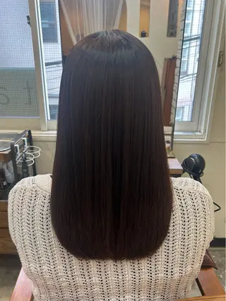 セミロング コヤナギ ラムのヘアスタイル