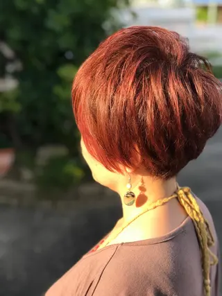 ショート カラー Rug Relief 吉田のヘアスタイル