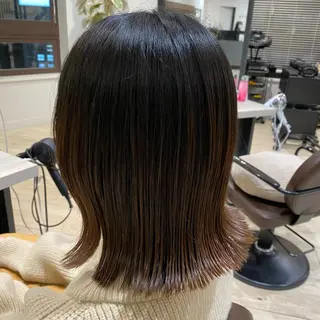 ミディアム equal銀座 黒田💚のヘアスタイル