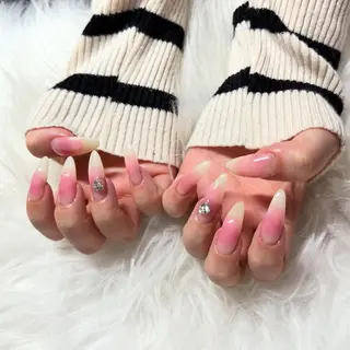 セミロング mao .のネイルデザイン