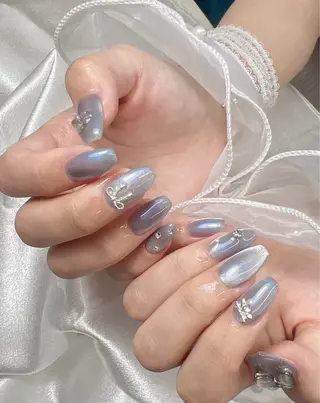 ネイル bijou nails　蓮のネイルデザイン