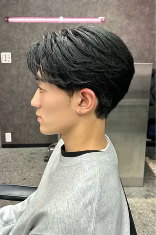 ショート カラー メンズ メンズスタイリスト 前田雄輝のヘアスタイル