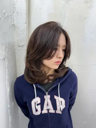 ミディアム 𝙃𝘼𝙍𝙐🎀 韓国×エクステのヘアスタイル