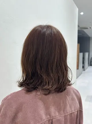 ミディアム カラー 西村 佳凜のヘアスタイル