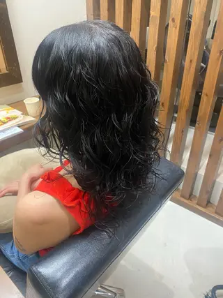 パーマ ミディアムレイヤー/ 艶カラーNorikaのヘアスタイル