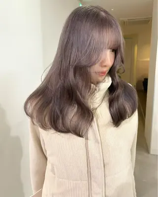 ロング カラー mizuki/ピンク ベージュ.レイヤーのヘアスタイル