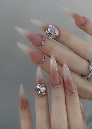 ネイル NAILS168 新大久保店のネイルデザイン