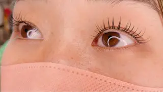 マツエク・マツパ 呉原 里美のマツエク・マツパデザイン