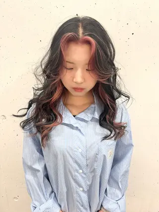 カラー ひな 【pia】のヘアスタイル