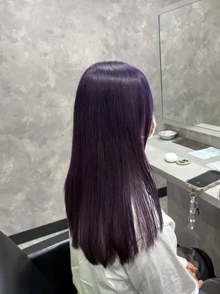 ロング カラー 手塚 由佳のヘアスタイル