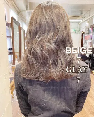 ロング カラー 360°キレイな ショートカットのヘアスタイル