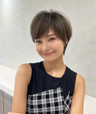 ショート 白髪率別白髪ぼかし /なおき/表参道のヘアスタイル