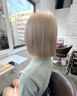 ショート SALOWIN札幌大通り所属・札幌ブリーチカラー/ ダブルカラー/ドイのヘアスタイル