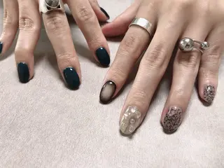 ネイル mano nella manoのネイルデザイン
