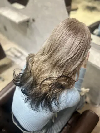 ミディアム 池袋/カラー特化🎨 ロング料金なし🩵のヘアスタイル