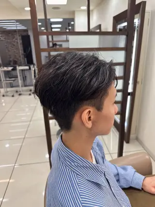 パーマ キッズ メンズ特化シャドウパ ーマラウンドマッシュのヘアスタイル