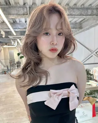 カラー 池袋/ブリーチ特化 🎀あやか🎀のヘアスタイル