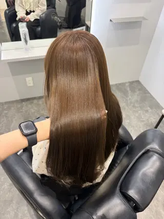 ロング カラー オリーブ/赤み消し 透明感/Akaneのヘアスタイル