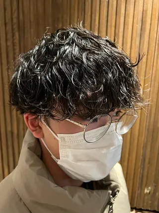 ショート パーマ メンズ 波巻きスパイラルパー マ/シャドウパーマ駿のヘアスタイル