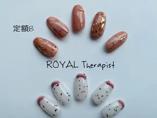 ネイル 【尾下】 ロイヤル•セラピストのネイルデザイン
