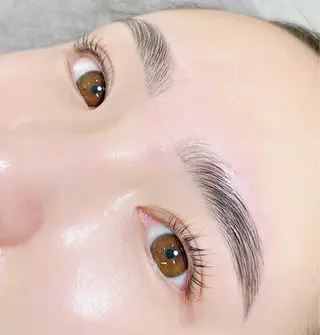 アイブロウ Vi/Bi イノウチのマツエク・マツパデザイン