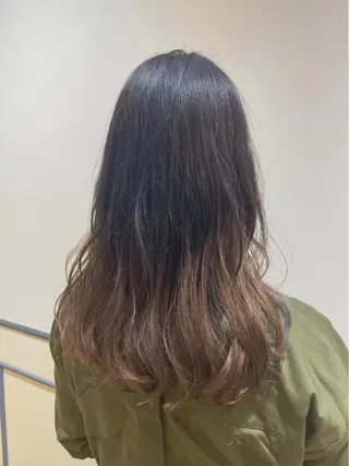ロング 松島 涼花のヘアスタイル