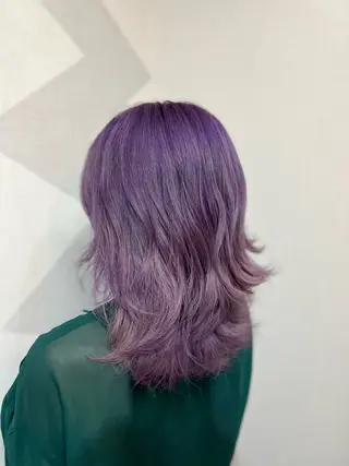 ミディアム カラー 吉野 瑳桜のヘアスタイル