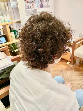 ショート パーマ 秋山知穂🧸縮毛矯正 ショート新越谷南越谷のヘアスタイル