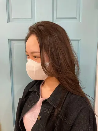 カラー 艶カラー/暖色カラー RENAのヘアスタイル