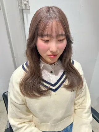 ロング 石井 菜々のヘアスタイル