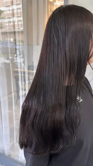 ロング カラー Mayuka 🩶のヘアスタイル