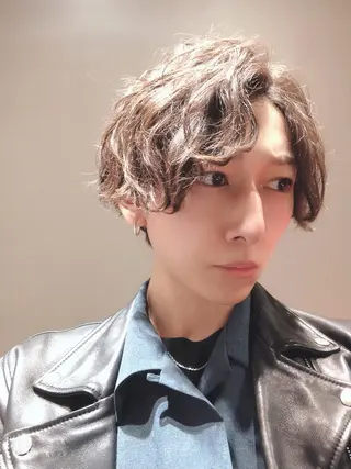 ショート パーマ メンズ 髪質改善✨艶髪 韓国ヘア　池内 祐樹のヘアスタイル