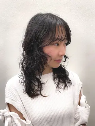 セミロング パーマ 似合わせレイヤー/ パーマヘア/高倉のヘアスタイル