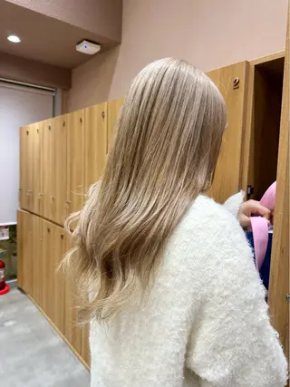 ロング カラー 越後 遥/ 透明感カラー🪞🤍のヘアスタイル