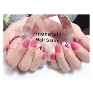 ショート ネイル 👑enen style👑のネイルデザイン