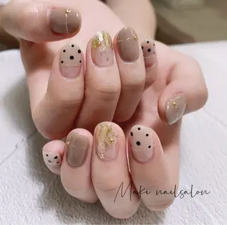 ネイル マキ ネイルサロンのネイルデザイン