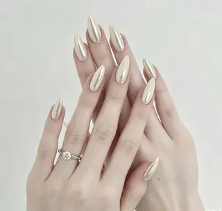 ネイル 美 奈奈のネイルデザイン